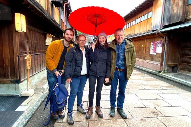 Kanazawa Highlights Tour including Kenrokuen Garden - Practical Details and Experience Quality