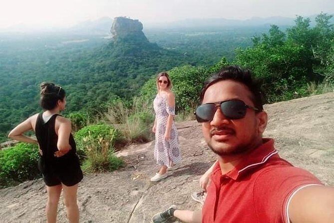 Kandy to Dambulla Cave Temple and Sigiriya - Day Tour - What Travelers Love About This Tour