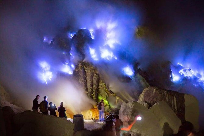 Kawah Ijen Blue Fire Tour - Share Package - The Experience from a Traveler’s Perspective