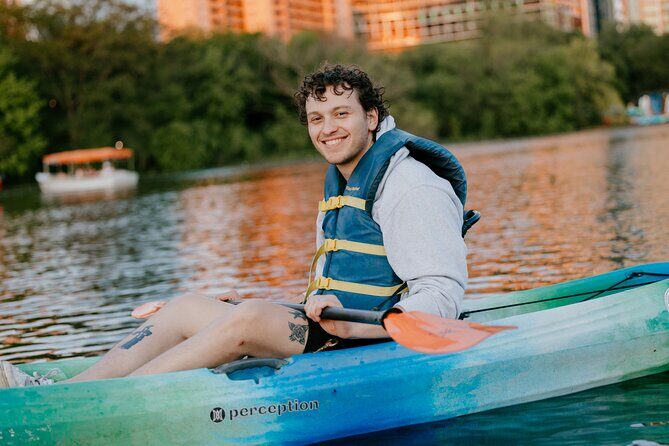 Kayak Rentals on Lady Bird Lake - Practical Details for Your Paddle