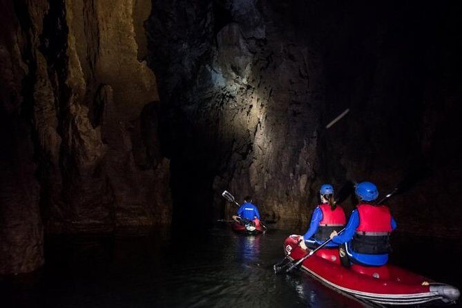 Kayaking 4500m Phong Nha cave - The Sum Up: Who Will Love This Adventure?