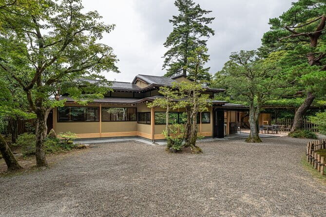Kenrokuen Tea Ceremony Experience in Kanazawa - The Sum Up: Who Will Love This Experience?