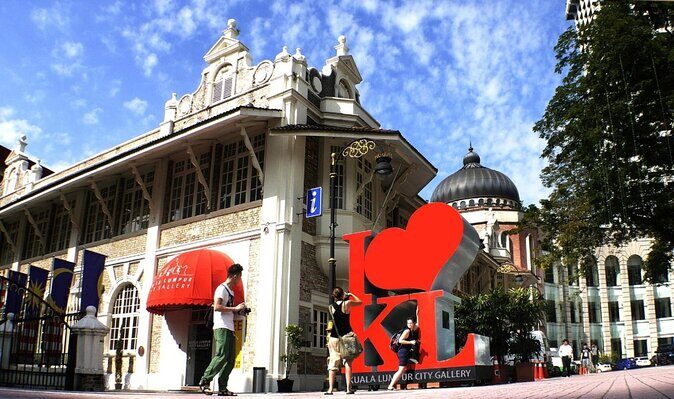 KL's Inside Scoot - An In-Depth Look at KL’s Inside Scoot Experience