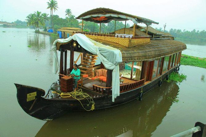 Kochi Private Tour: Overnight Alleppey Backwaters Luxury Houseboat Cruise - Day Two and Return