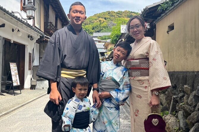 Kyoto Kimono Rental mimosa for Families - Authenticity and Location Benefits