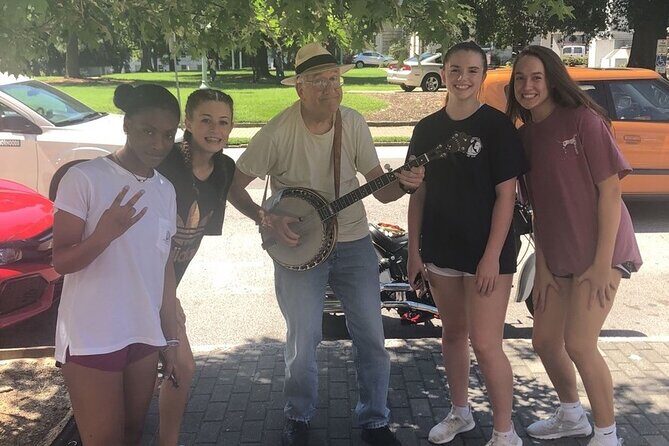 Lakewood City Scavenger Hunt Excursion by Zombie Scavengers - Why This Activity Is Worth Considering
