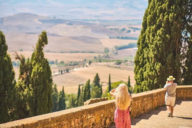 Lands of Brunello wine Pienza and Montalcino with Gourmet Lunch - What to Expect from the Itinerary