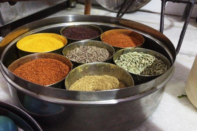 Large Group / Family Vegetarian Cooking Class in Jaipur with an Expert Home Cook - FAQs about the Jaipur vegetarian cooking class