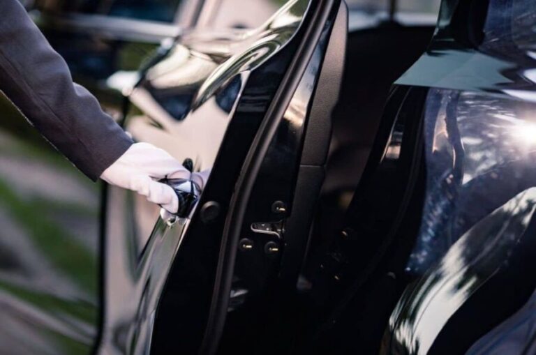 LAX: Los Angles Airport Private Transfer from/to Downtown - Breakdown of the Experience
