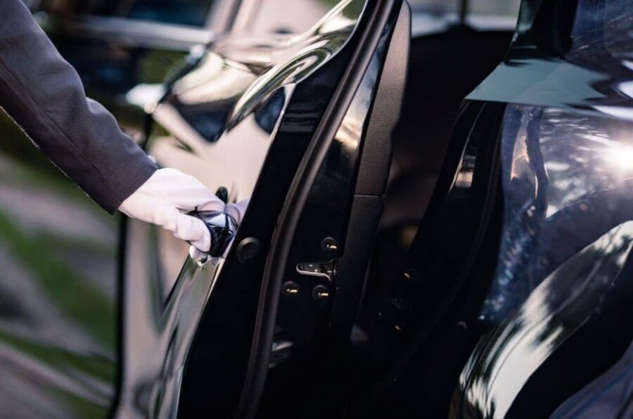 LAX: Los Angles Airport Private Transfer from/to Downtown - Breakdown of the Experience
