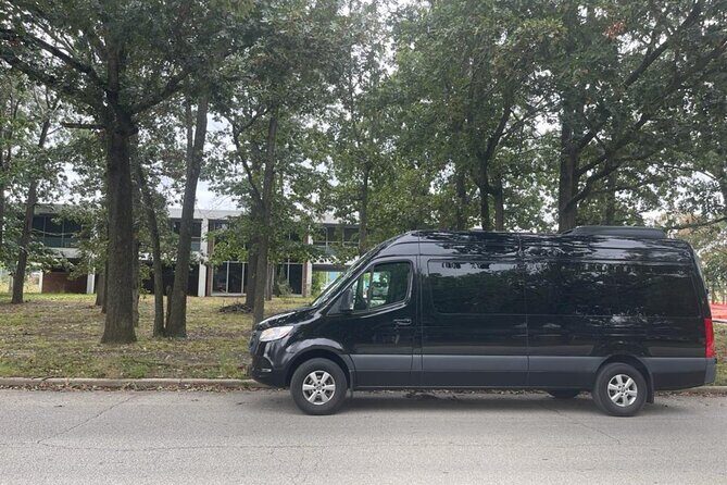 LGA/Manhattan Airport Transfer in Luxury Van-One Way Transfer. - FAQs