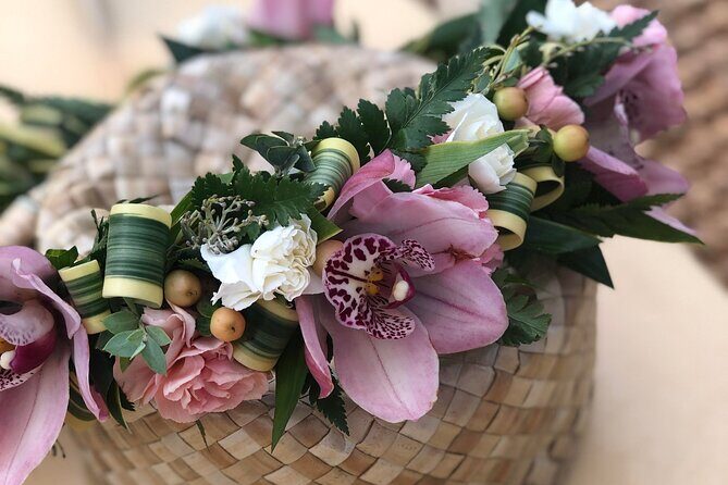 Livin' Aloha Leis & Photography - Transportation & Practicalities