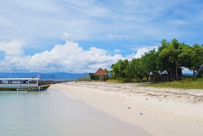 Lombok Guided Snorkeling Tour in Gili Kondo, Bidara and Kapal - Who Should Consider This Tour?
