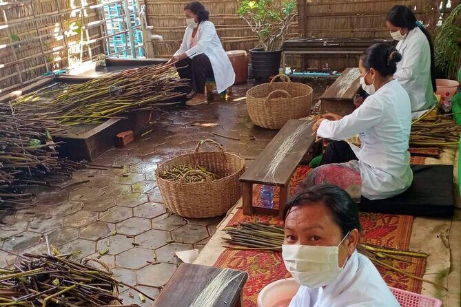 Lotus Silk Farm: Discover Learn and Experiment the Lotus Flower - Is It Worth the Price?