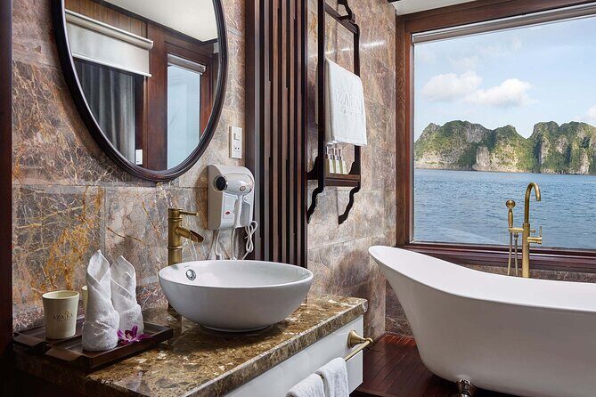 Luxury Cruise 5 star Top Tier Lan Ha bay 2D1N/ 3D2N - Key Points