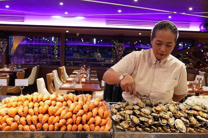 Luxury Dinner Cruise with Private Guide and Hotel Transfer - Who Should Consider This Tour?