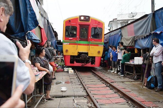 Maeklong Railway and Floating Markets with Great Pagoda Temple - Final Thoughts