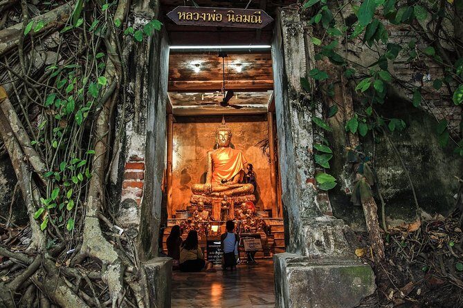 Maeklong Railway & Floating Market Tour (Private & All-Inclusive) - Additional Sightseeing & Local Highlights