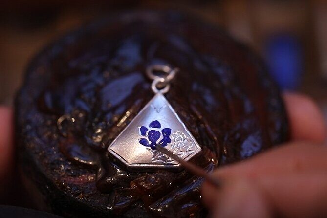Make a Silver Pendant in Meenakari Experience in Jaipur - Who Is This Experience Best Suited For?