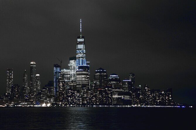 Manhattan Skyline and Statue Night Cruise - The Experience: Pros and Cons