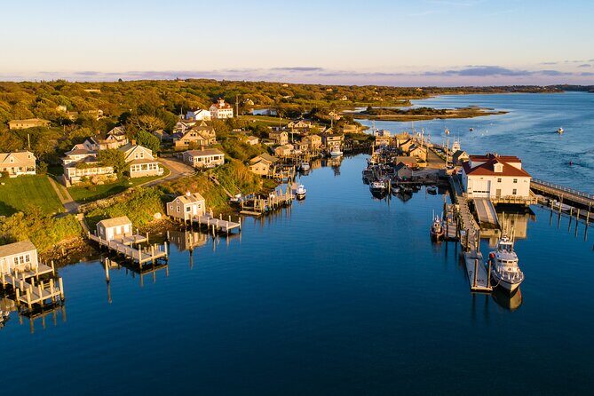 Martha's Vineyard Driving & Walking GPS-Guided Audio Tour - What Reviewers Say