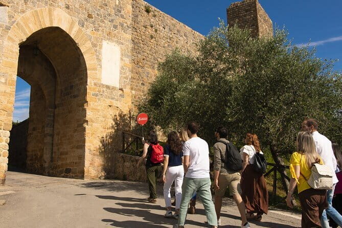 Medieval Tour in Monteriggioni and Val d'Orcia from Florence - Who Should Book This Tour?