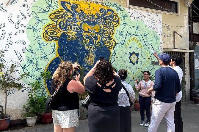 Morning Market and Street Art Tour, Including Breakfast and all Transport - Practical Details and What to Expect