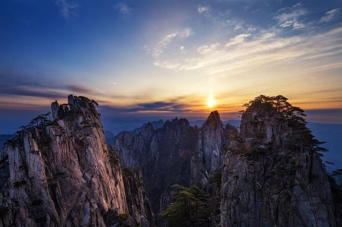 Mount Huangshan Highlights Group Tour -No Shopping - Practical Details & Tips