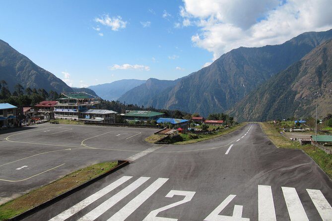 Mt. Everest Base Camp Trek Nepal - 16 Days - Authentic Sherpa Culture and Scenic Encounters