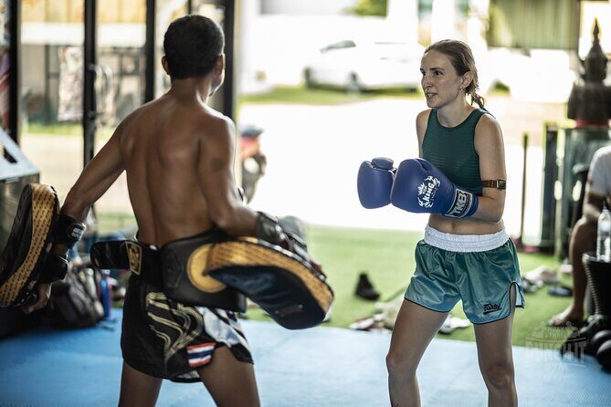 MuayThai Class for Beginners - The Group Experience and Instruction