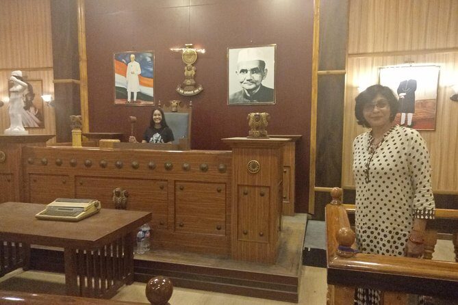Mumbai Bollywood Studio Tour in Private Vehicle - The Practical Details