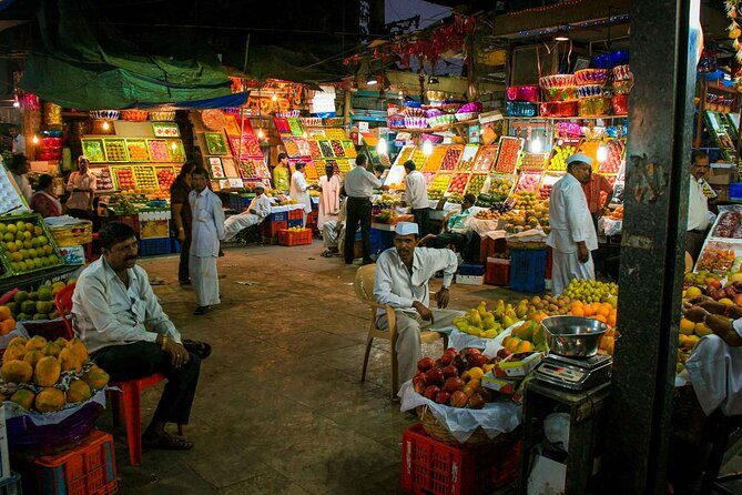 Mumbai Markets and Temples Tour - Exploring Crawford Market: A Gateway to Mumbai’s Wholesale Life