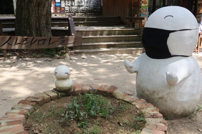Nami Island& Petite France& Garden of Morning Calm& Italian Village One-Day Tour - What to Expect from the Transportation and Guide