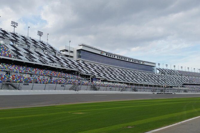 NASCAR Coke Zero 400 Race Day Packages - Why This Tour Offers Good Value
