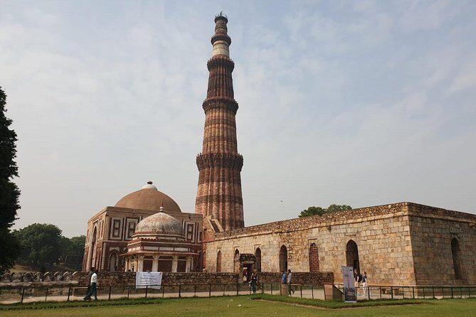 New Delhi and Old Delhi Private Tour 4-8 Hours - Customizable - Who Would Love This Tour?