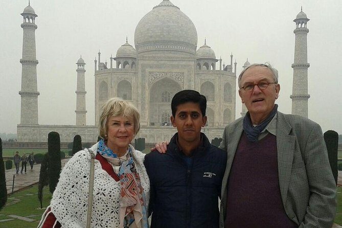 New Delhi to Agra Same Day Tour - Exploring Agra Fort: The Mughal Stronghold