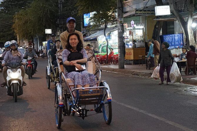Nha Trang After Dark by Cyclo - The Value of This Night Food Tour