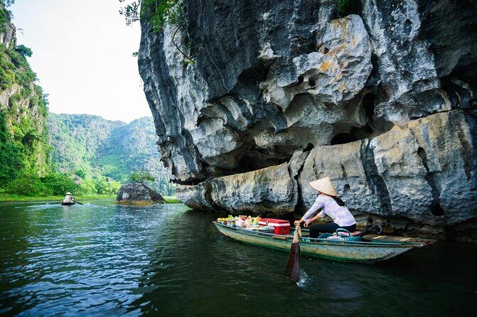 Ninh Binh Daily Tour: Hoa Lu - Tam Coc boat trip and Bike - FAQs