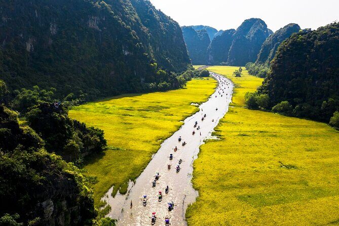 Ninh Binh Day Tour To Visit Hoa Lu -Tam Coc/ Trang An - Mua Cave - Who Should Consider This Tour?