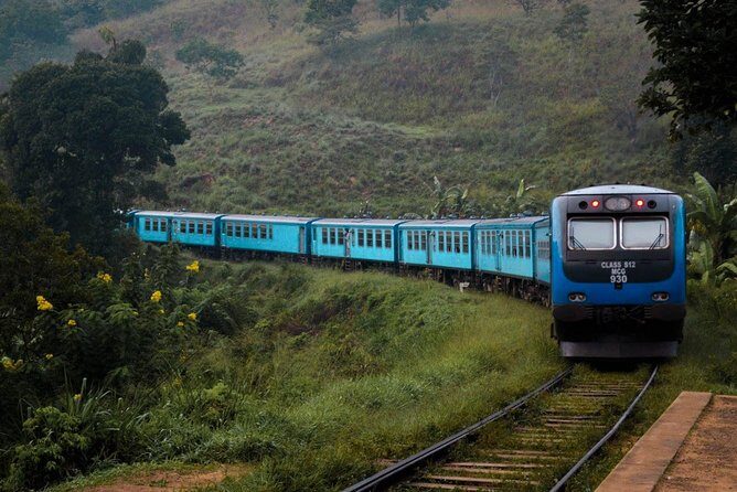 Nuwara Eliya from Kandy by Train - Authentic Experiences and Authentic Challenges