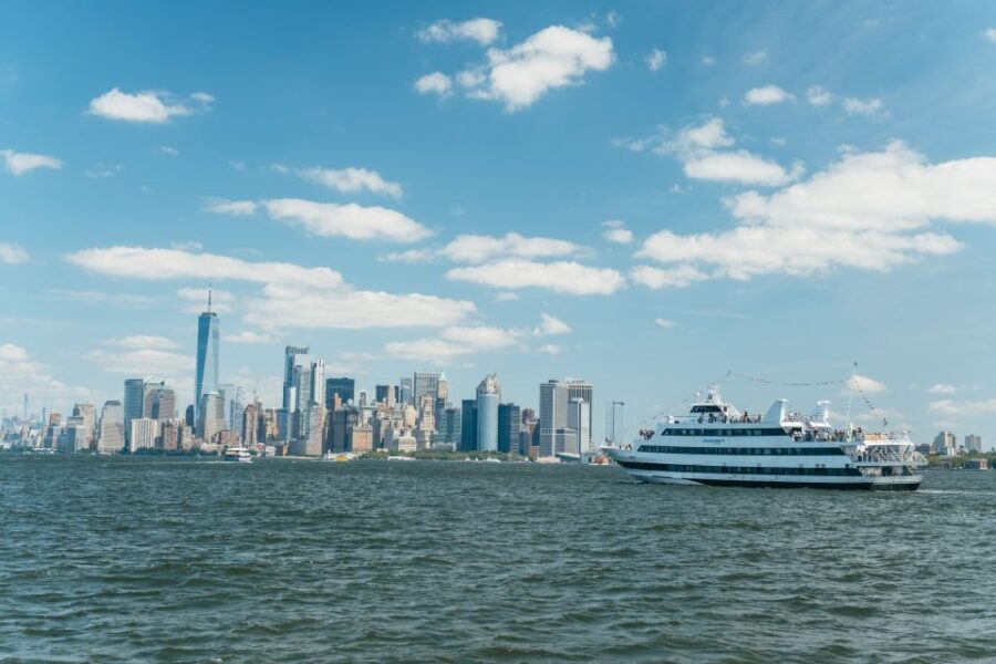 NYC: City Cruises Luxury Brunch, Lunch or Dinner Cruise - How to Maximize Your Experience