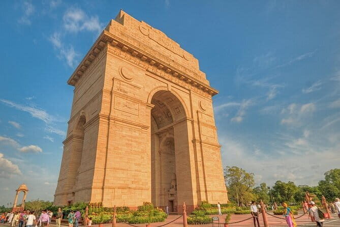 Old and New Delhi Private City Tour - Jama Masjid: A Grand Entrance