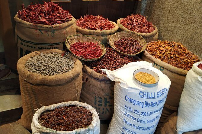 Old and New Delhi Street Food Sampling - Deep Dive Into What Makes This Tour Special
