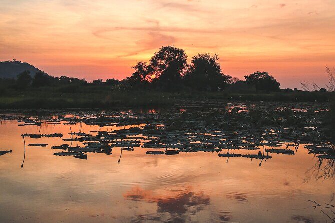 Old Siem Reap Sunset Food Tour by Tuk-tuk - What’s Included and Why It Matters