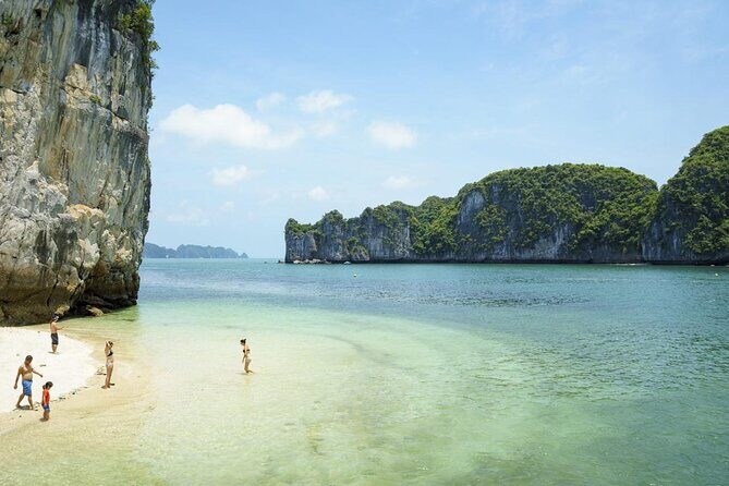 Orchid Cruise Halong Bay 3Days 2Night on 5 Star Cruise - What Guests Say About This Cruise