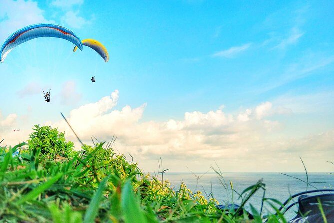 Paragliding Bali Nusa Dua cliff with Free Photo/Videos - What You Can Expect During the Flight
