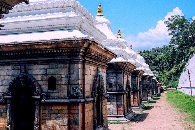 Pashupatinath Temple, Hindu Crematorium and Aarati in-depth Tour - Witnessing the Bagmati River Aarati
