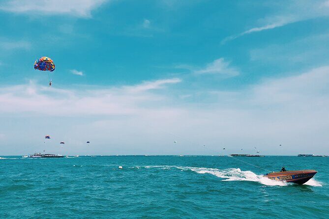 Pattaya: Parasailing Experience - The Pros and Cons of This Pattaya Parasailing Tour