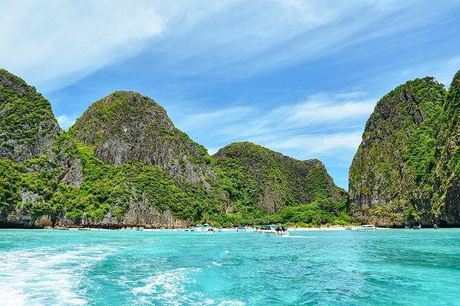 Phi Phi Islands PRIVATE BOAT TOUR (customized) - The Sum Up