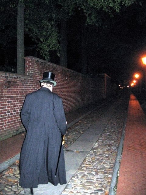 Philadelphia Ghost Tour by Candlelight - What To Expect During the Tour